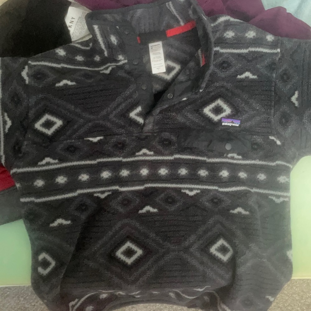 Patagonia 1/4 button sweater